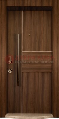 Коричневая входная дверь c МДФ панелью ЧД-12 в частный дом в Всеволожске