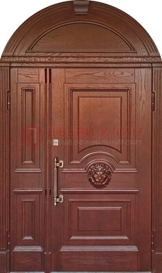 Коричневая арочная железная дверь с виноритом ДА-40 в Всеволожске