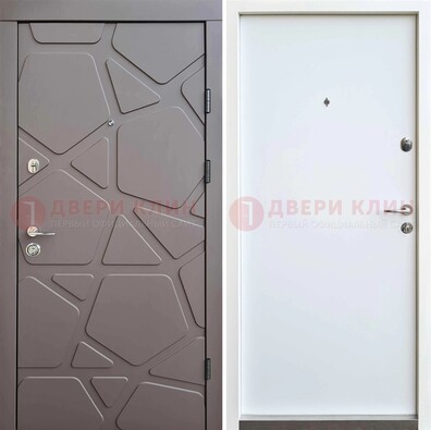 Серая входная дверь с филенчатой МДФ ДМ-216 Кириши