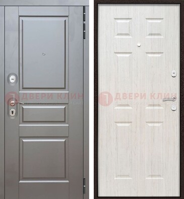 Светлая металлическая дверь с двумя МДФ панелями ДМ-458 в Всеволожске