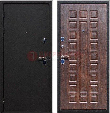 Черная металлическая дверь с порошковым напылением МДФ внутри ДП-110 в Воскресенске