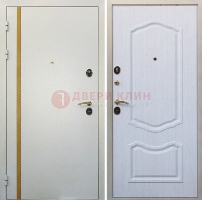 Белая входная дверь с порошковым напылением ДП-136 в Всеволожске