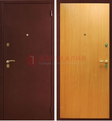 Коричневая железная дверь с порошковым окрасом ДП-139 в Всеволожске