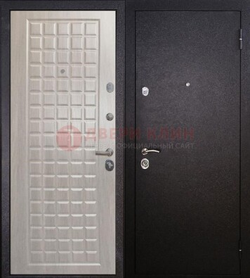 Черная входная дверь с порошковым покрытием ДП-206 в Всеволожске