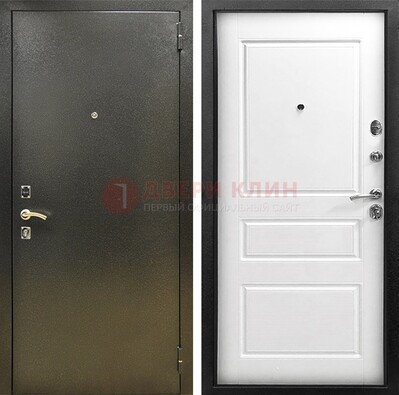 Входная дверь Темное серебро с порошковым напылением и белой МДФ ДП-272 в Всеволожске
