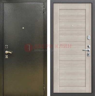Стальная темно-серая дверь с порошковой отделкой и МДФ панелью ДП-278 в Всеволожске