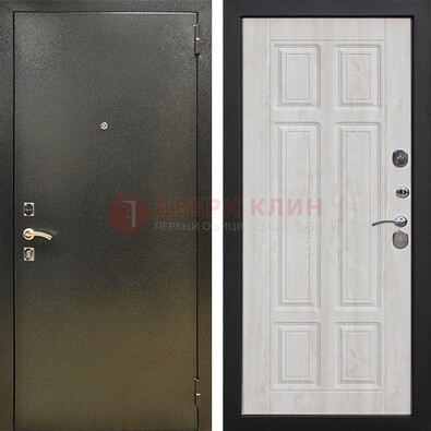Входная темно-серая дверь с порошковым напылением и МДФ с филенкой ДП-302 в Всеволожске