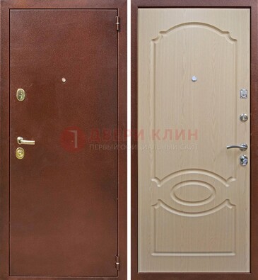 Коричневая металлическая дверь с порошковым окрасом ДП-76 в Всеволожске