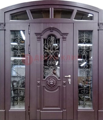 Дизайнерская парадная дверь Винорит со стеклом и ковкой ДПР-104 в Всеволожске