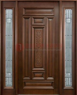 Парадная дверь с резьбой ДПР-70 в кирпичный дом в Всеволожске