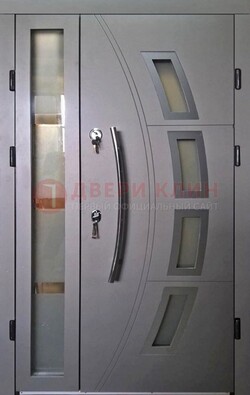 Серая железная дверь для дома со стеклом ДС-17 в Всеволожске