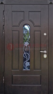 Металлическая дверь со стеклом и ковкой в цвете венге ДСК-142 в Всеволожске