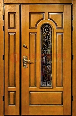 Распашная металлическая дверь со стеклом и ковкой для дома ДСК-152 в Всеволожске