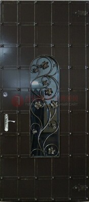 Высокая железная дверь со стеклом и ковкой ДСК-15 в Челябинске