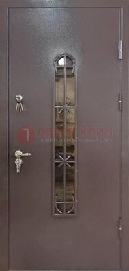 Металлическая дверь Порошок с небольшим стеклом и ковкой ДСК-282 в Всеволожске