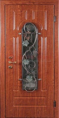 Входная дверь с затемненным стеклом и ковкой в виде винограда ДСК-2 в Всеволожске