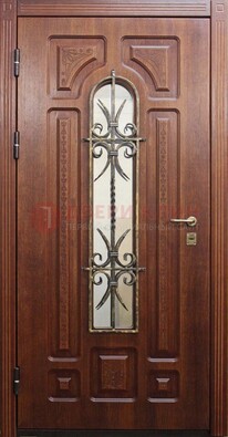 Тяжелая стальная дверь со стеклом и ковкой ДСК-42 в Всеволожске