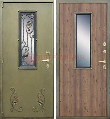 Офисная железная дверь со стеклом и ковкой ДСК-44 в Всеволожске