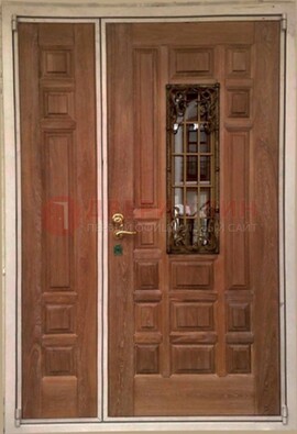 Стальная дверь со стеклом и ковкой ДСК-68 в общественное здание в Всеволожске