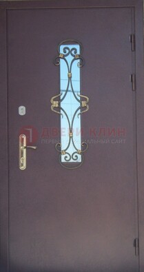Металлическая дверь со стеклом и ковкой ДСК-77 в Всеволожске