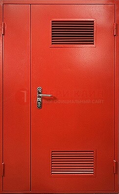 Красная железная техническая дверь с вентиляционными решетками ДТ-4 в Всеволожске