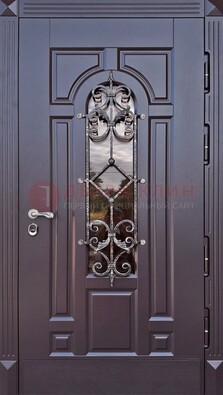 Темная уличная дверь с виноритом и стеклом с ковкой ДВТ-164 в Всеволожске