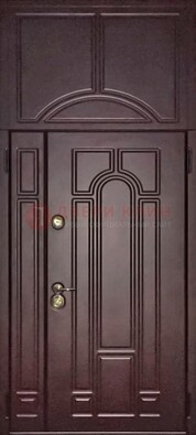 Коричневая железная дверь с виноритом и верхней фрамугой ДВТ-243 в Всеволожске