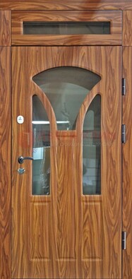 Коричневая классическая входная дверь с виноритом ДВТ-66 в Всеволожске