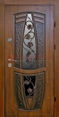 Уличная стальная дверь с виноритом и светлой МДФ ДВТ-89 в Всеволожске