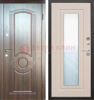 Светло-коричневая дверь c виноритом с узором и филенчатой МДФ ДЗ-120 в Домодедово
